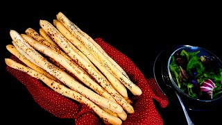 Crunchy Italian Breadsticks  Grissini  Quick and Easy [upl. by Beau]