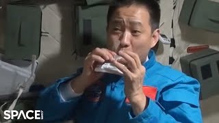 What do Chinese astronauts eat in space [upl. by Ahsika]