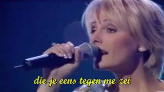 Dana winner  Ik hou van jou TEKST ondertitel [upl. by Ahsilyt498]