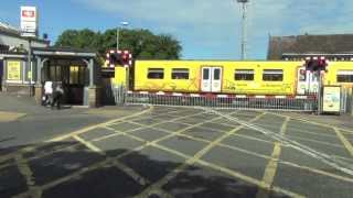 Birkdale Level Crossing [upl. by Astto41]