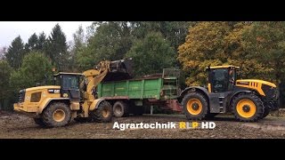 New  Neu  JCB Fastrac 8330  Miststreuen  First in Germany [upl. by Aissac202]